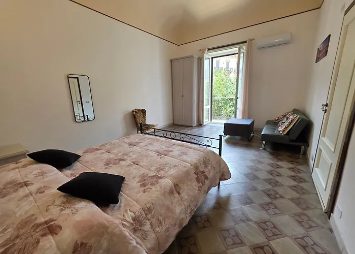 Vivaldi Holidays Historic House In The Center Of